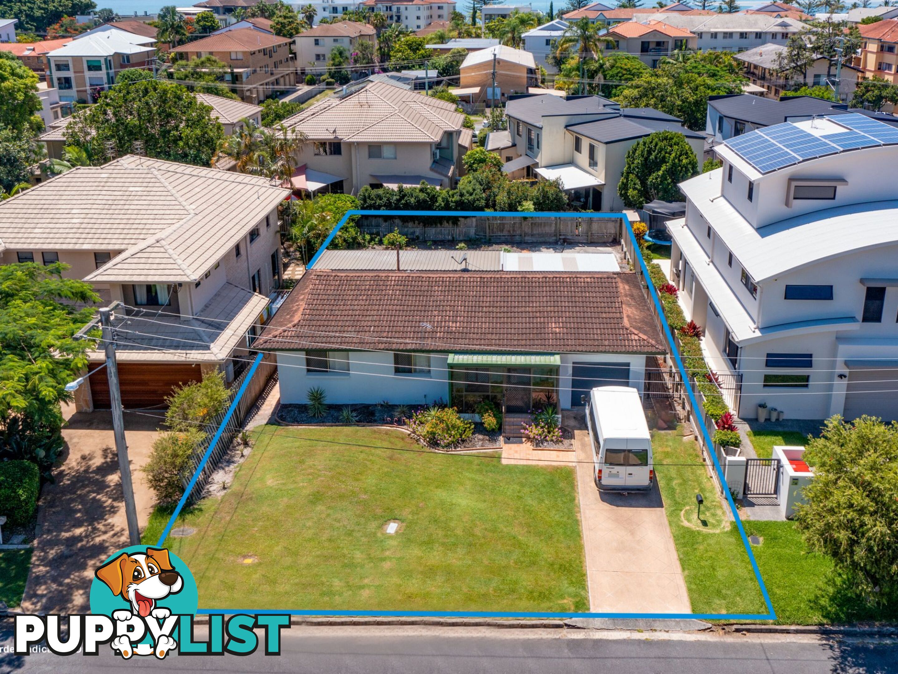 18 Lee Road Runaway Bay QLD 4216