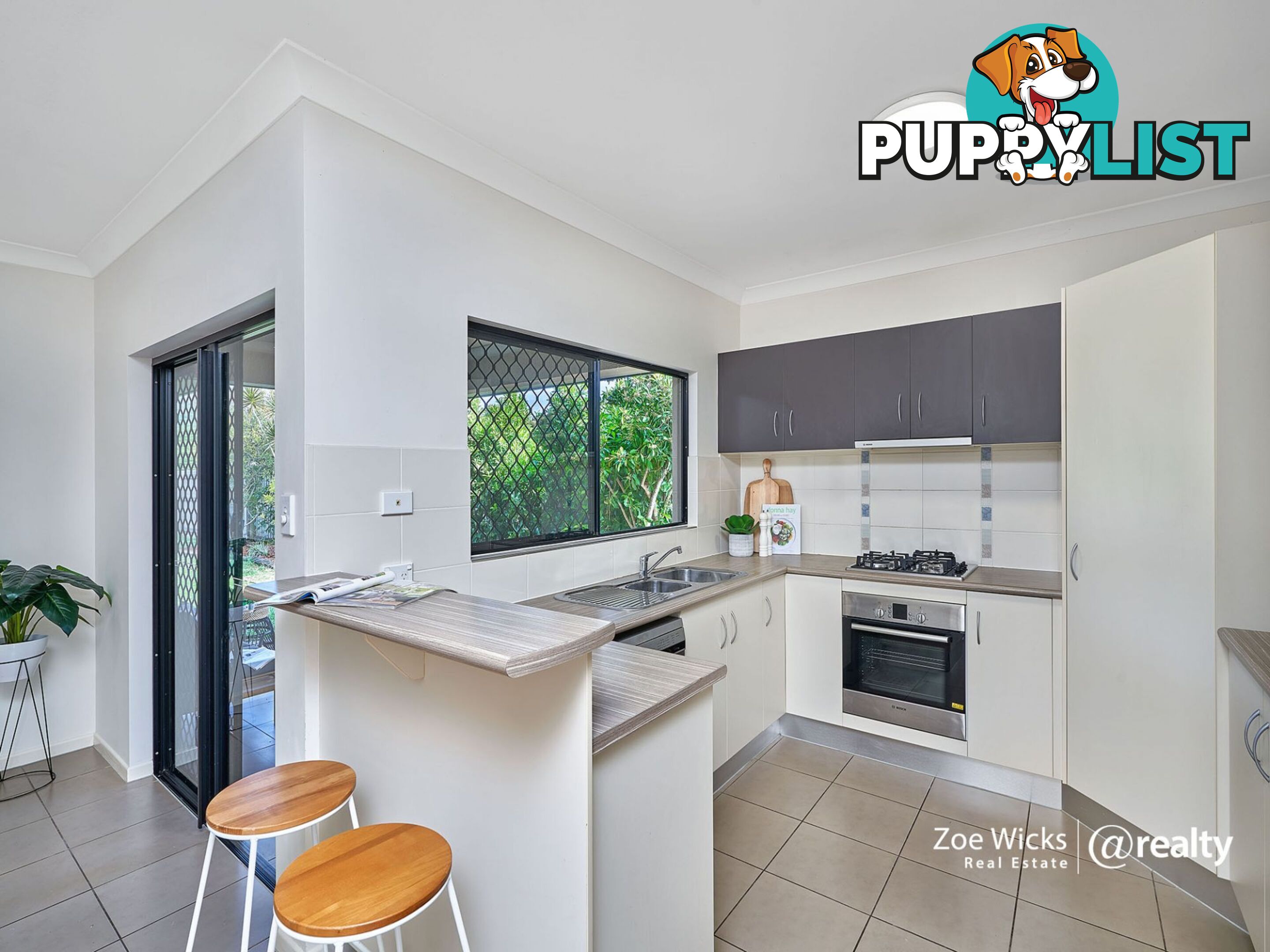 35 Thooleer Vista TRINITY PARK QLD 4879