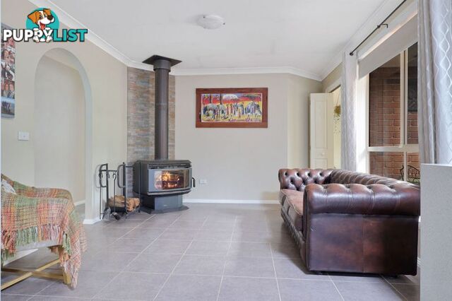 5 Glenhaven Cres Perthville NSW 2795