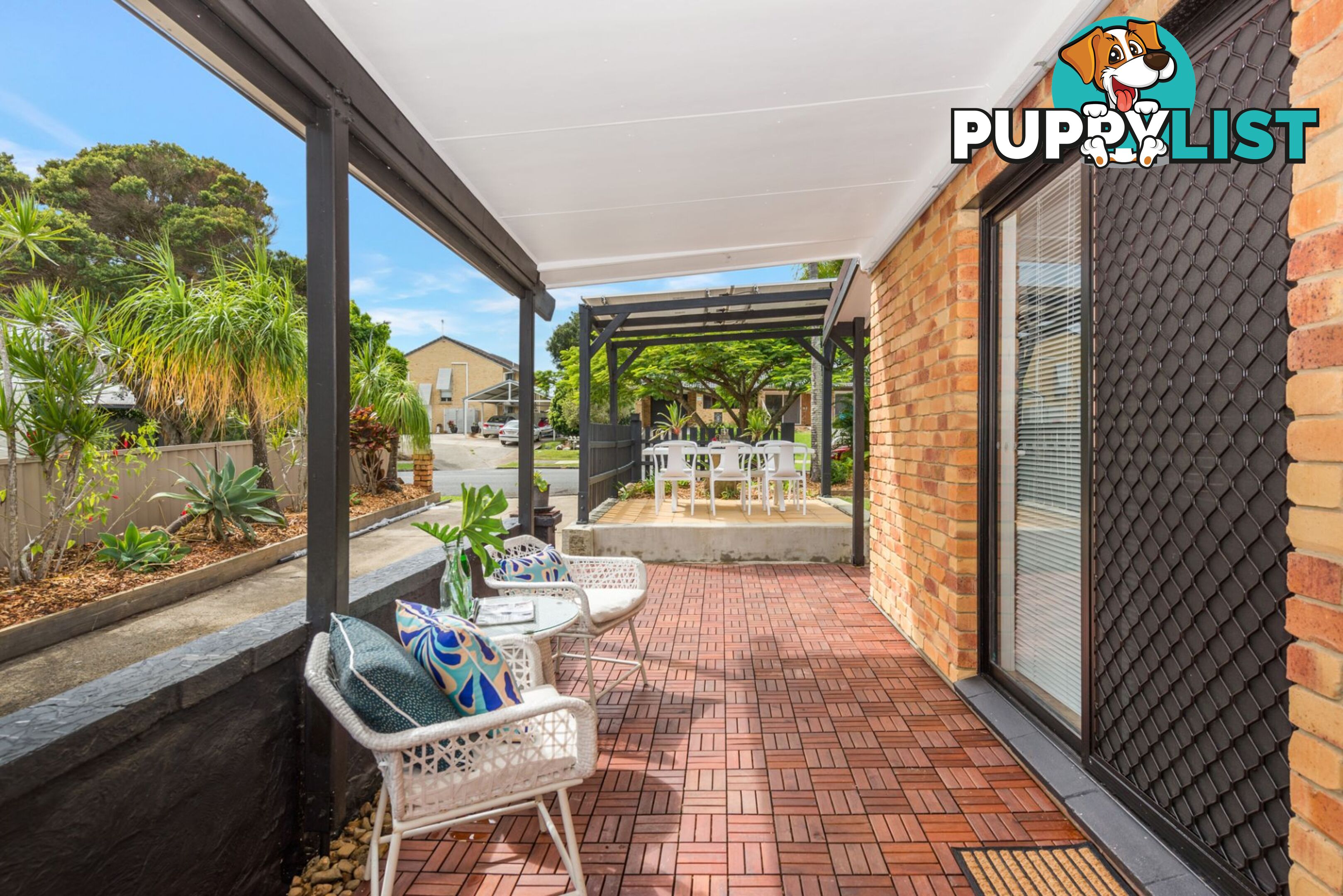 1 6 McWilliam Close Labrador QLD 4215