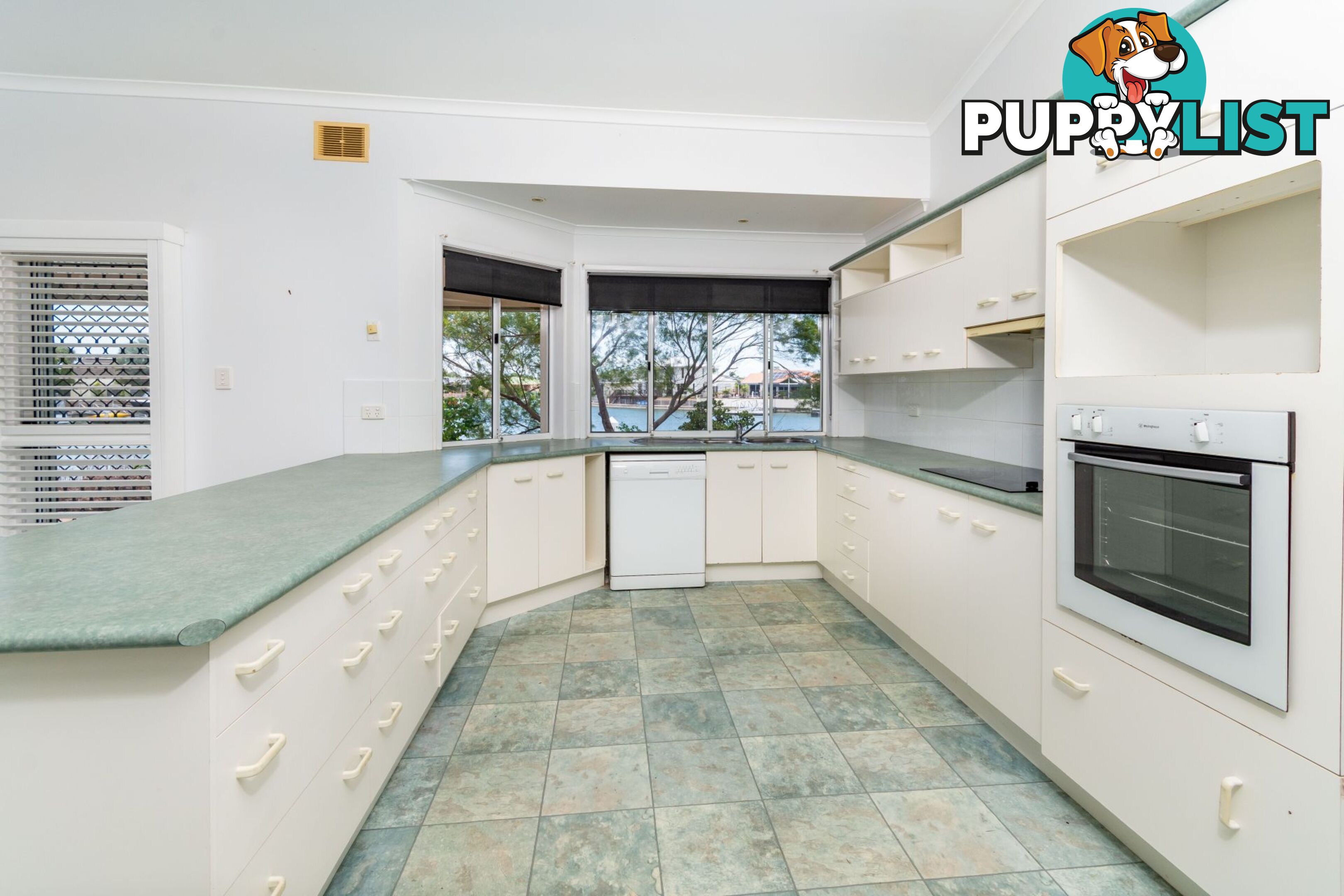 9 Bass Court Banksia Beach QLD 4507