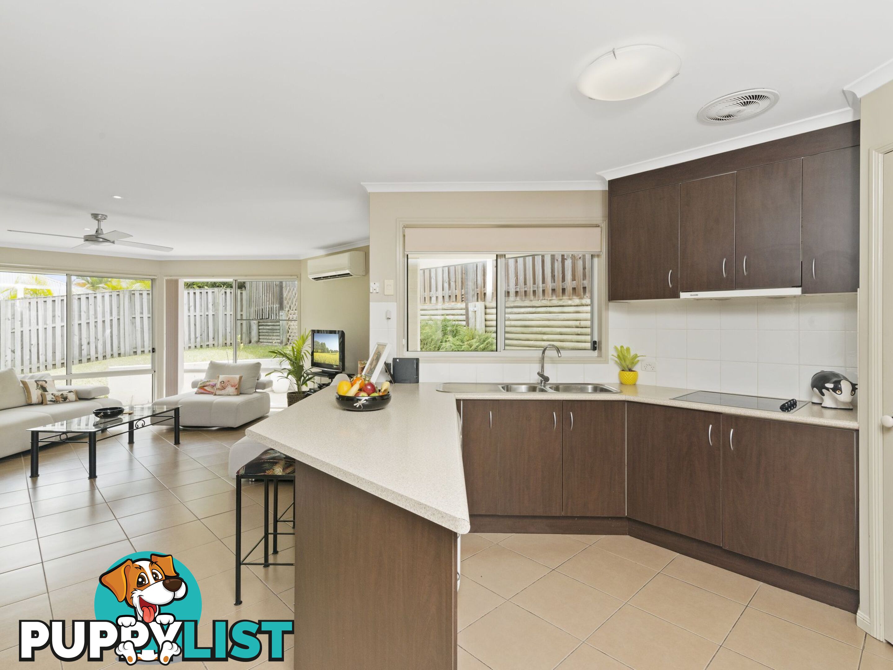 2 Kambah Place Reedy Creek QLD 4227