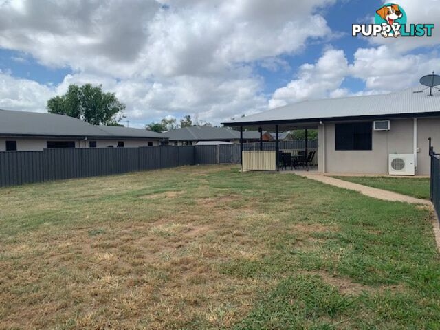 5 Colden Place Emerald QLD 4720