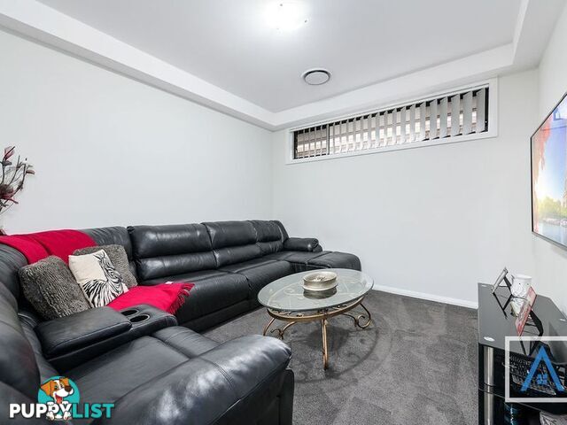 59 Arkley Avenue CLAYMORE NSW 2559