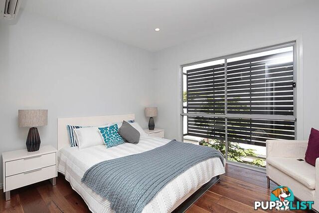 12 23 Manson Parade Yeronga QLD 4104