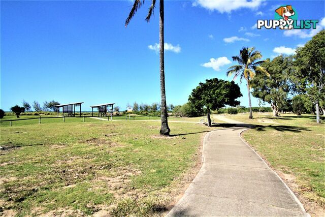 700 Booyan Road MOORE PARK BEACH QLD 4670