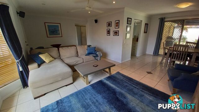 42 Vaucluse Crescent Petrie QLD 4502