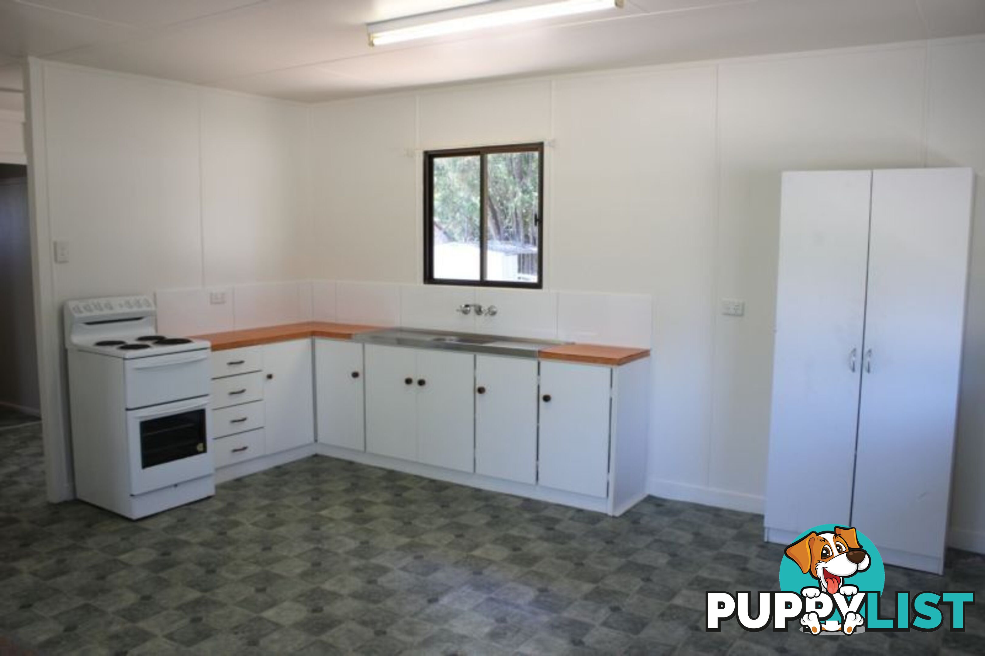 18 Argyle Street Bowen QLD 4805