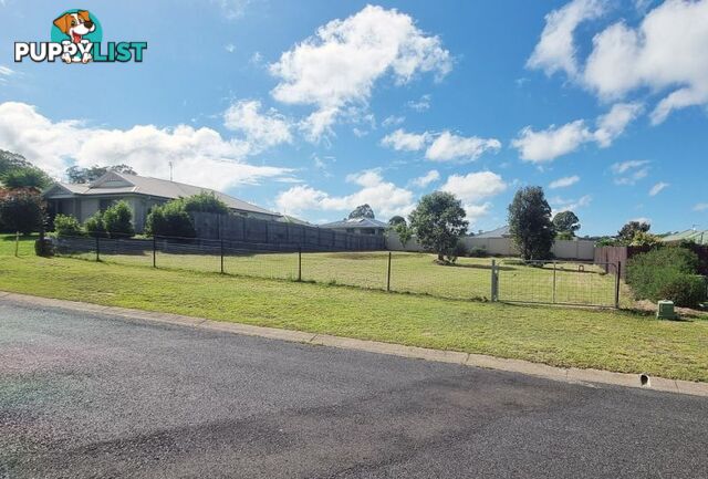 11 Vicky Avenue Crows Nest QLD 4355