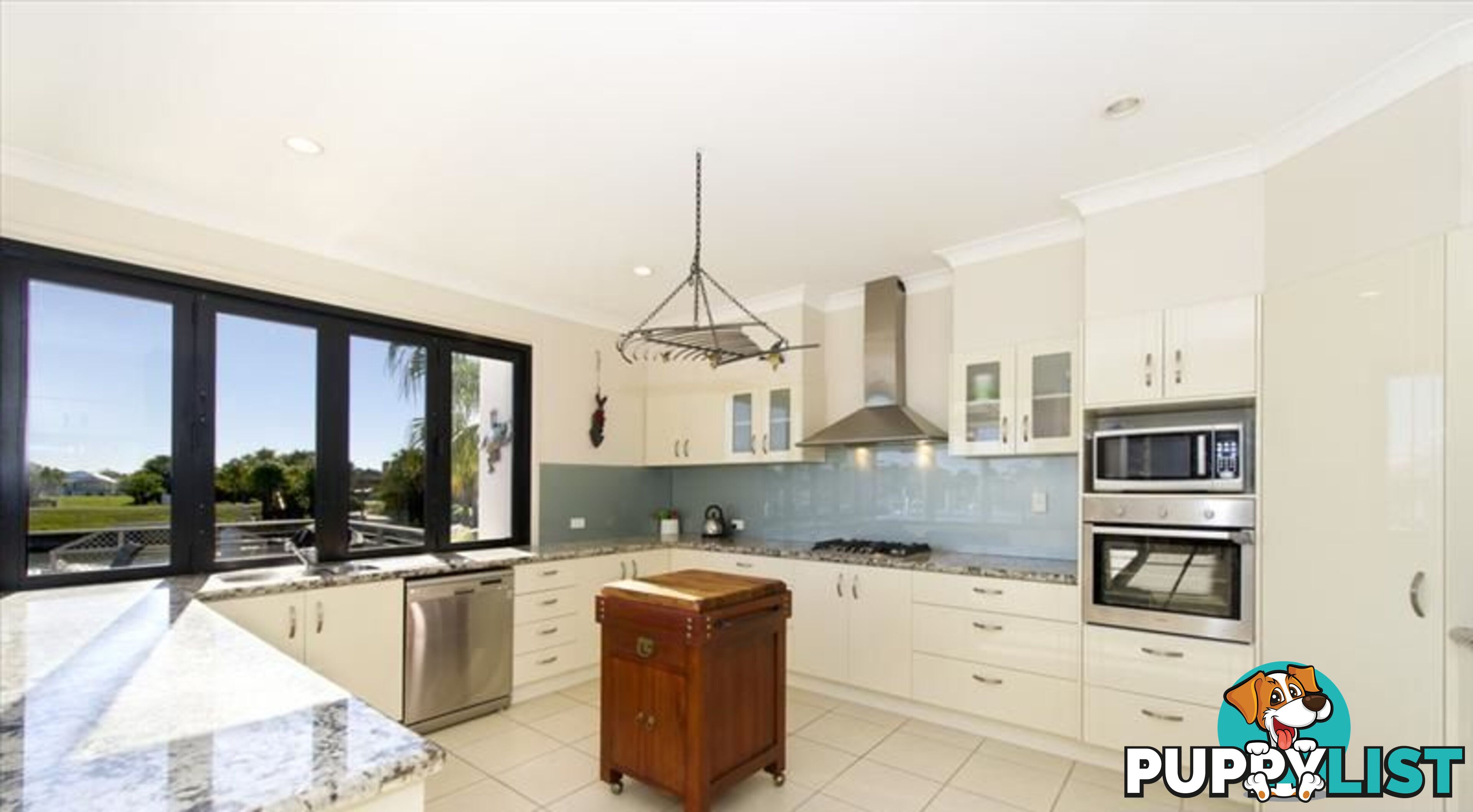 105 Marina Boulevard Banksia Beach QLD 4507