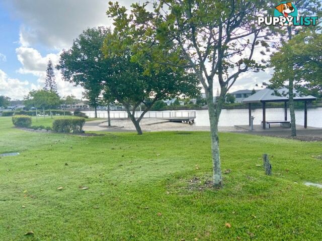 13 Deep Water Circuit Pelican Waters QLD 4551