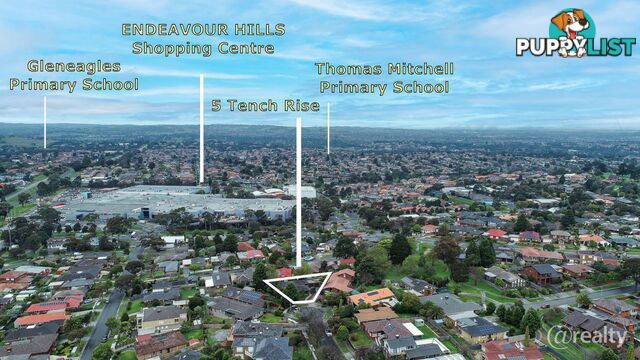 5 Tench Rise Endeavour Hills VIC 3802