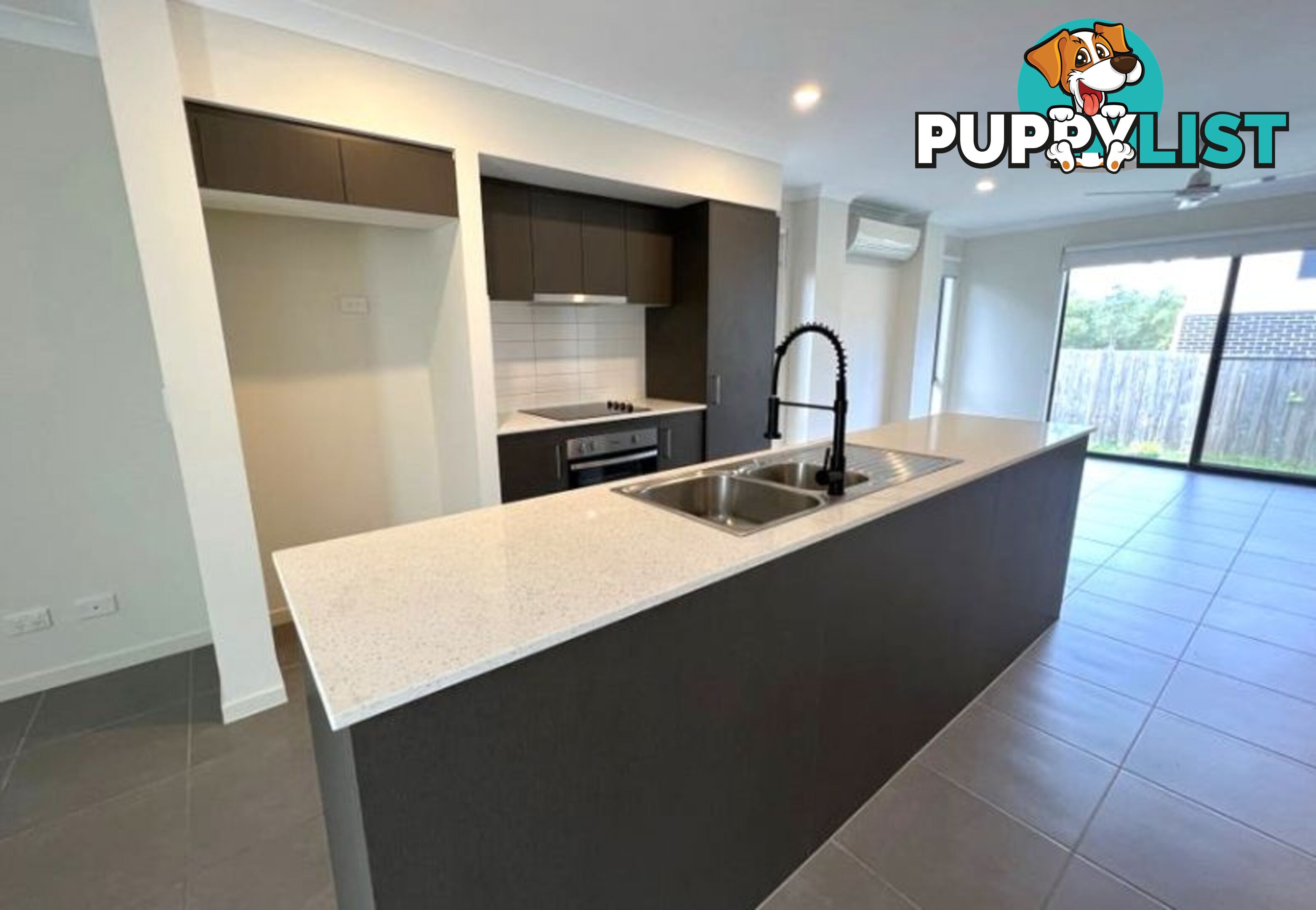 8 Savanna Gardens Pimpama QLD 4209