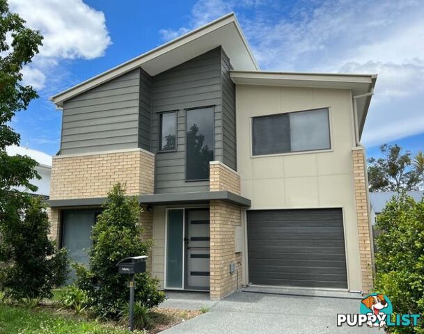 8 Savanna Gardens Pimpama QLD 4209