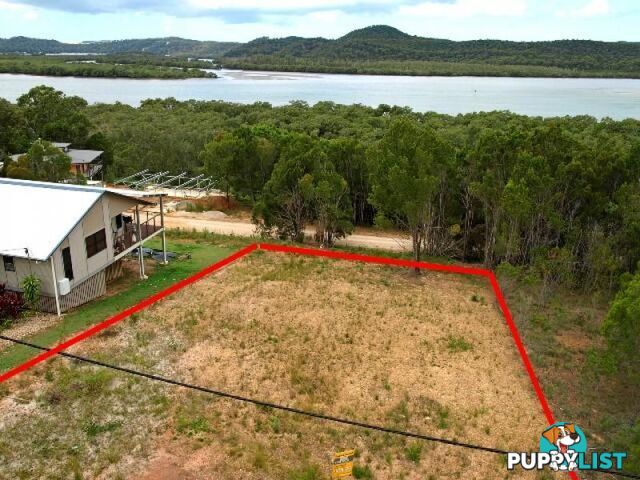 9 OPAL CRT. Russell Island QLD 4184