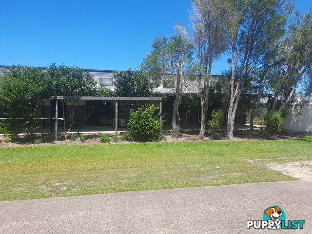 21 Canberra Avenue Cooloola Cove QLD 4580