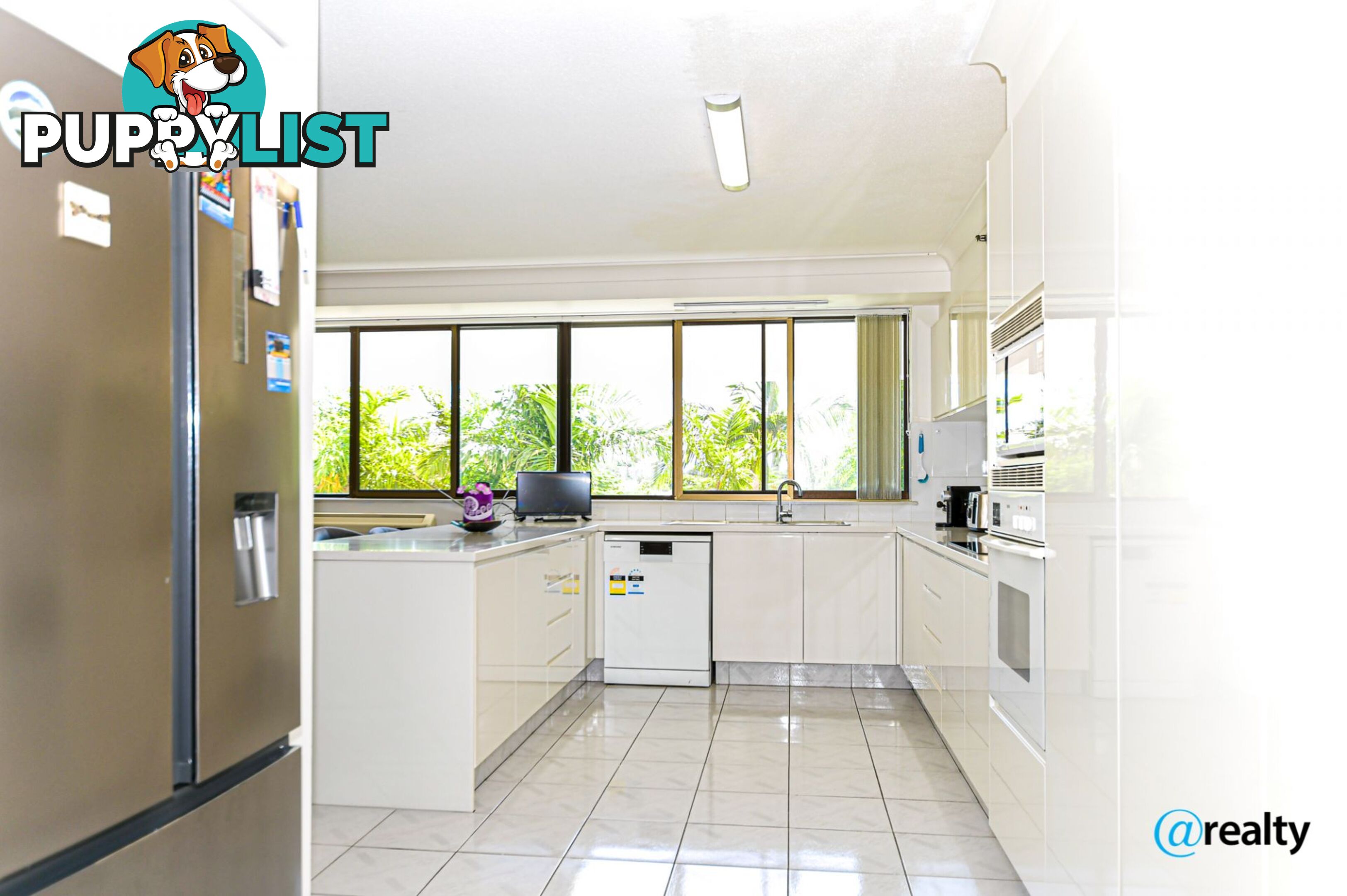 4 21 Bayview Street Runaway Bay QLD 4216