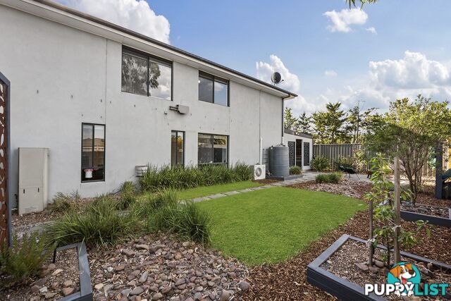 3 Kemp Green Caroline Springs VIC 3023