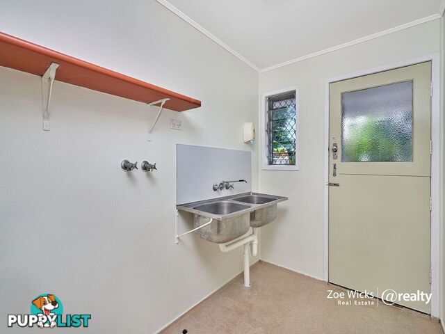 16 Enmore Street Manoora QLD 4870