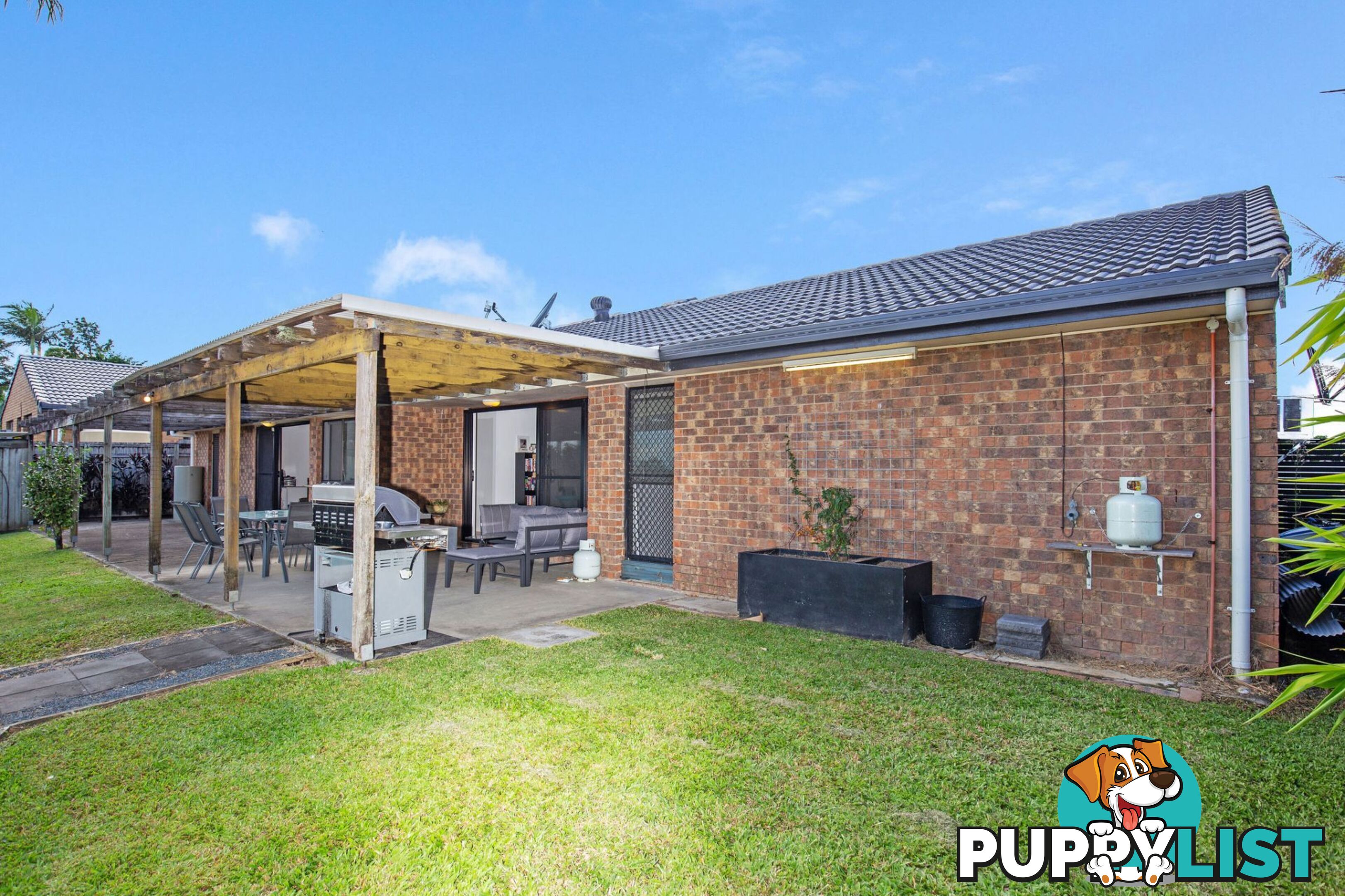 19 McLeod Street Highland Park QLD 4211