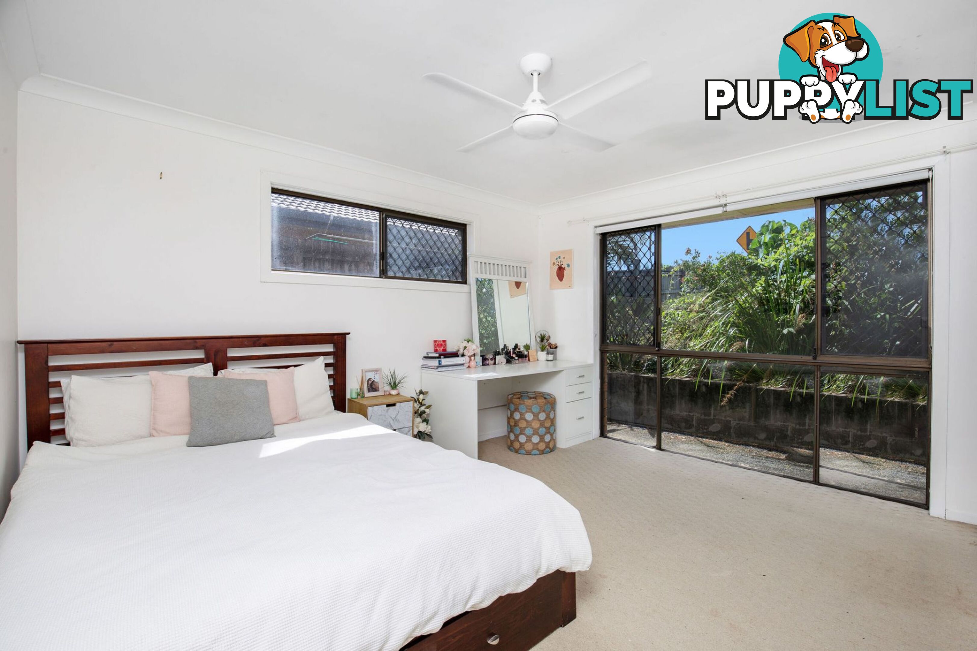 19 McLeod Street Highland Park QLD 4211