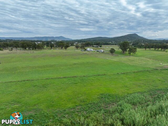 22 clarkes crossing Vacy NSW 2421