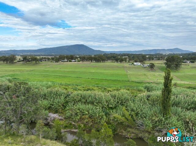 22 clarkes crossing Vacy NSW 2421