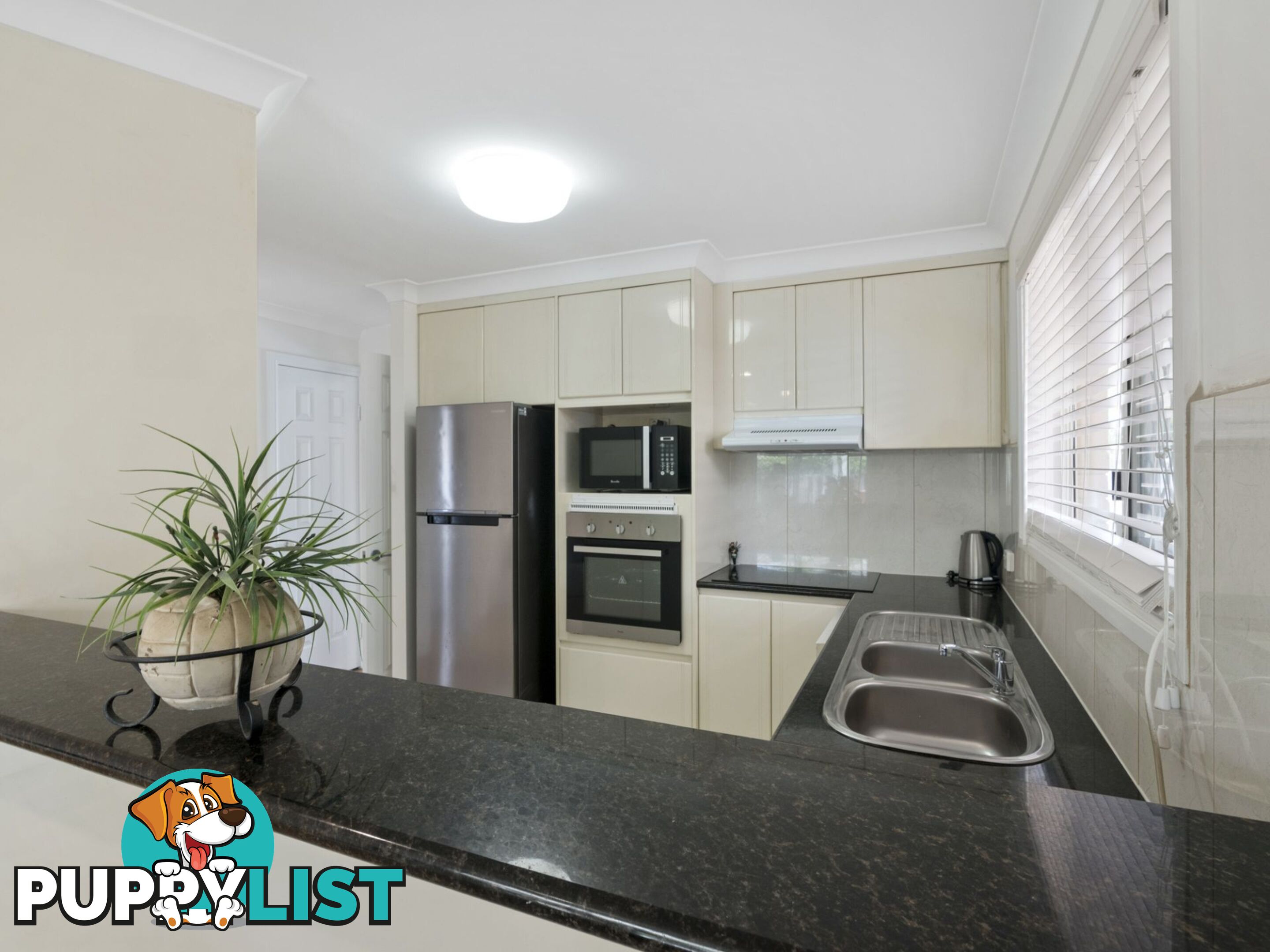 1 107 Rio Vista Boulevard Broadbeach Waters QLD 4218