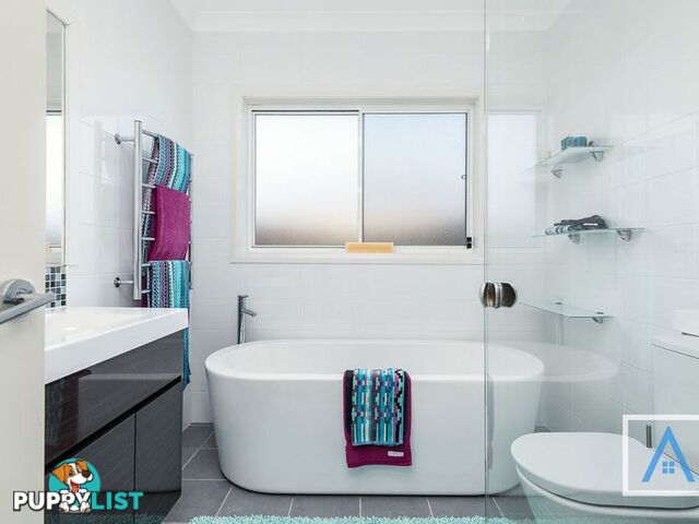 13 Neil Place ORAN PARK NSW 2570