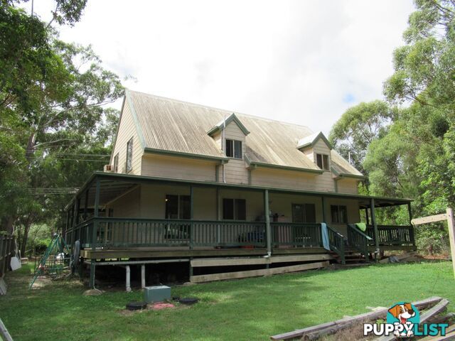 12 TOPAZ ST. Russell Island QLD 4184