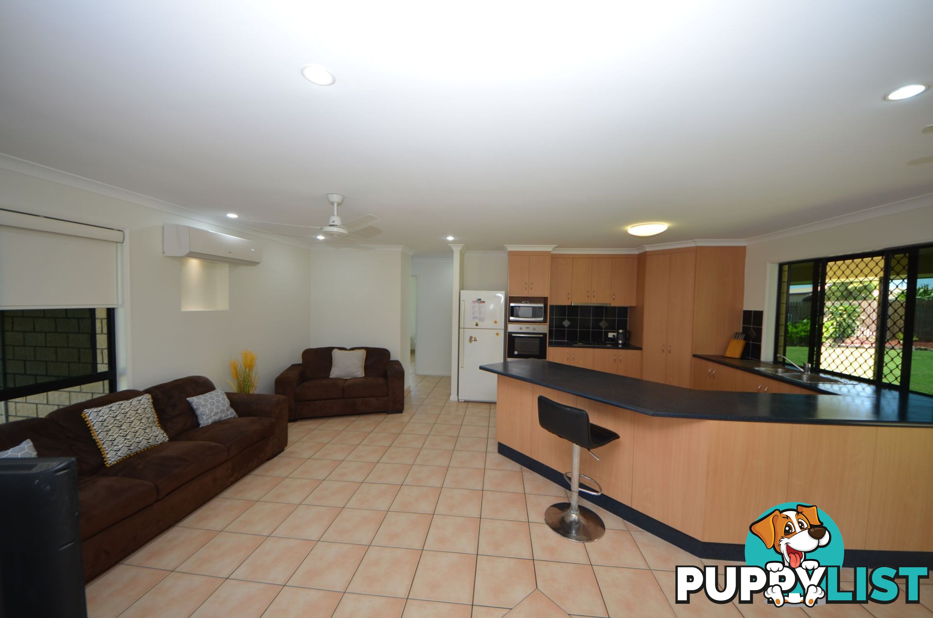 15 Culloden Place Beaconsfield QLD 4740