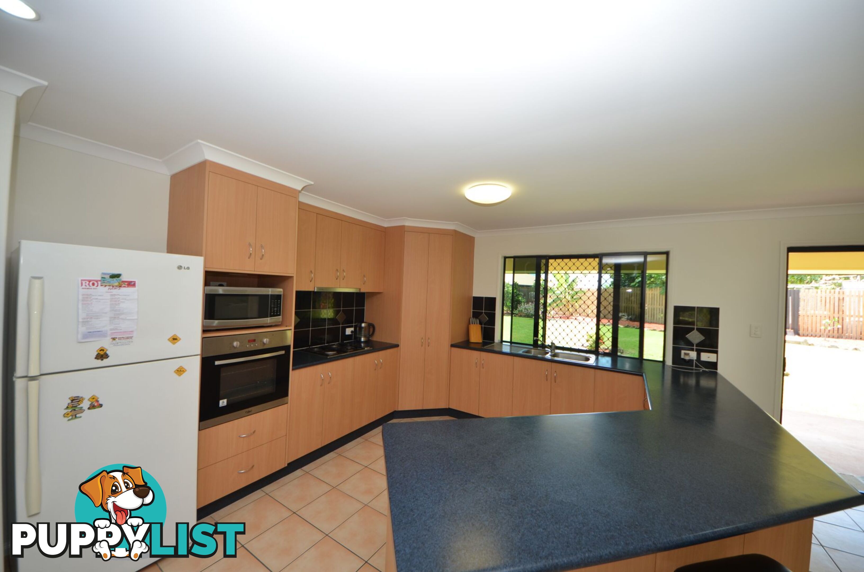 15 Culloden Place Beaconsfield QLD 4740