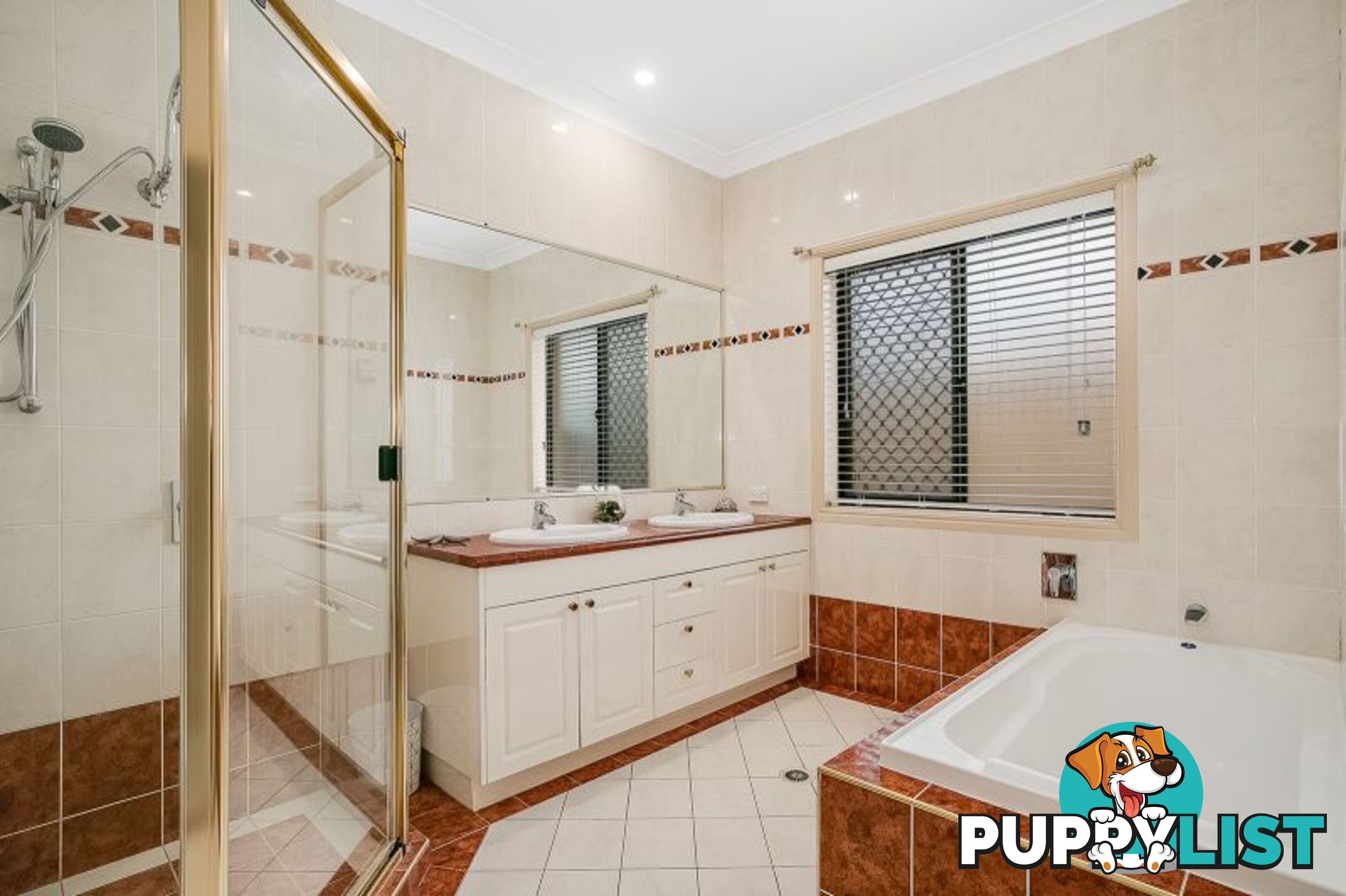 17 Apple Gum Crescent Thornlands QLD 4164