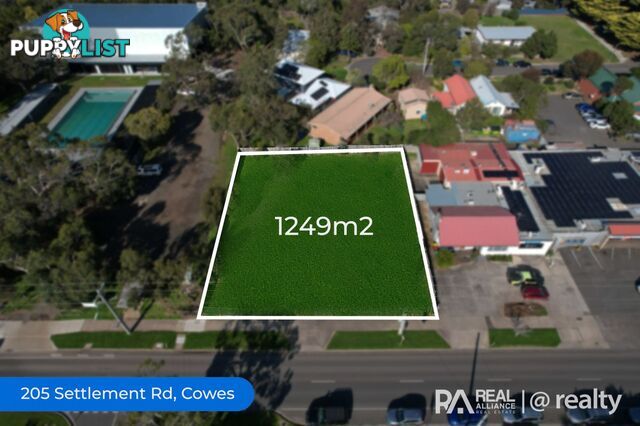 205 Settlement Road Cowes VIC 3922