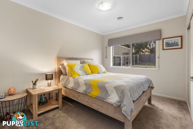 8 Paramu Court Tooradin VIC 3980