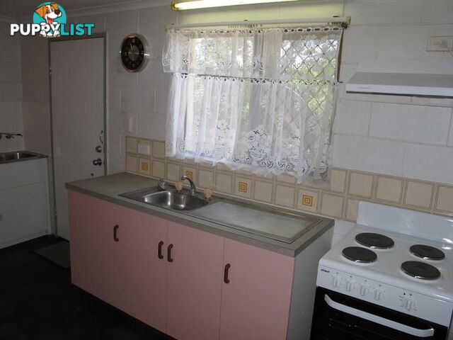 8 2a Powell St Bowen QLD 4805