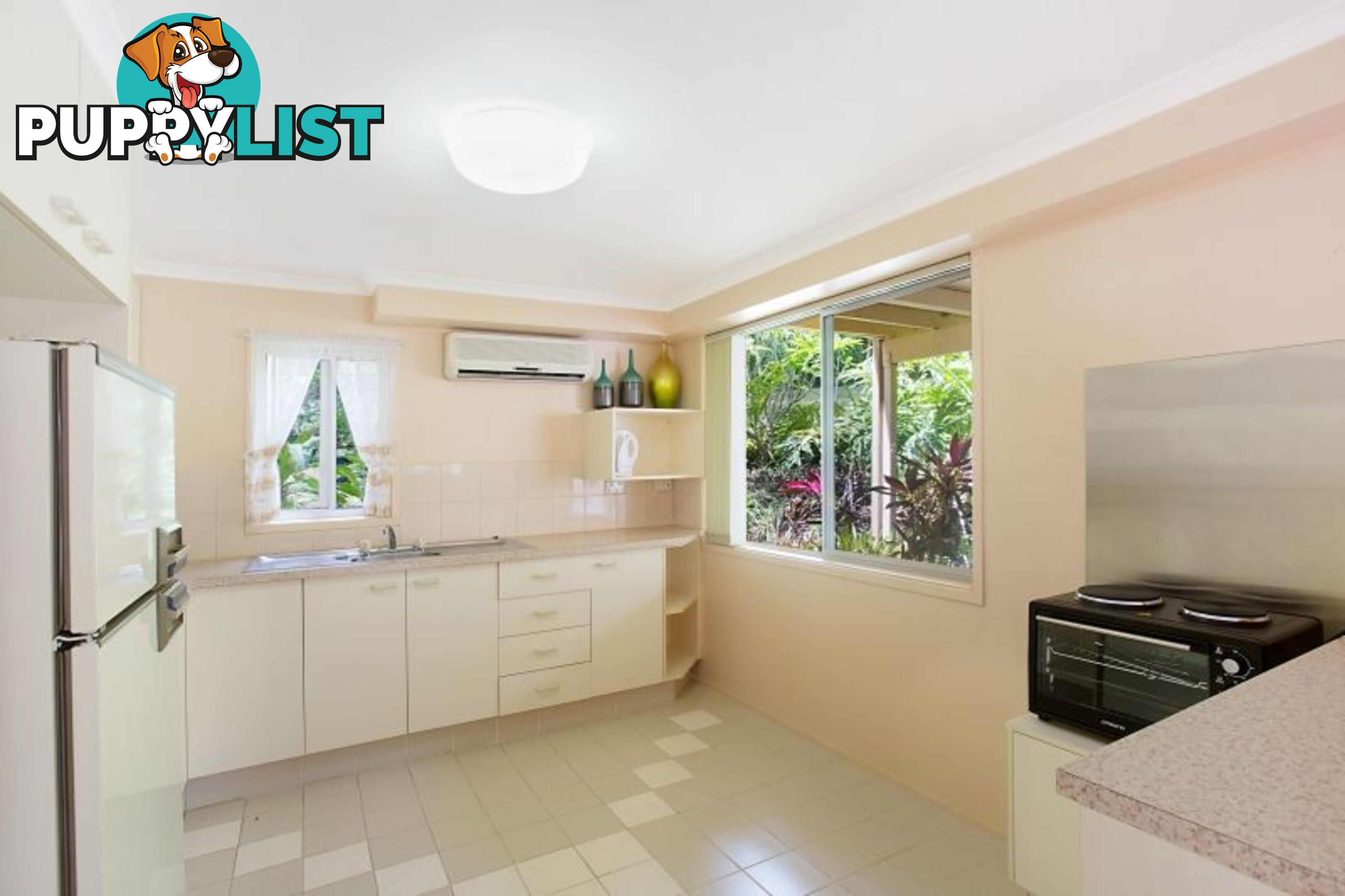 66 Bonogin Road MUDGEERABA QLD 4213