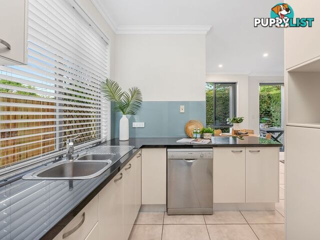 4 58 Greenlaw Street Indooroopilly QLD 4068