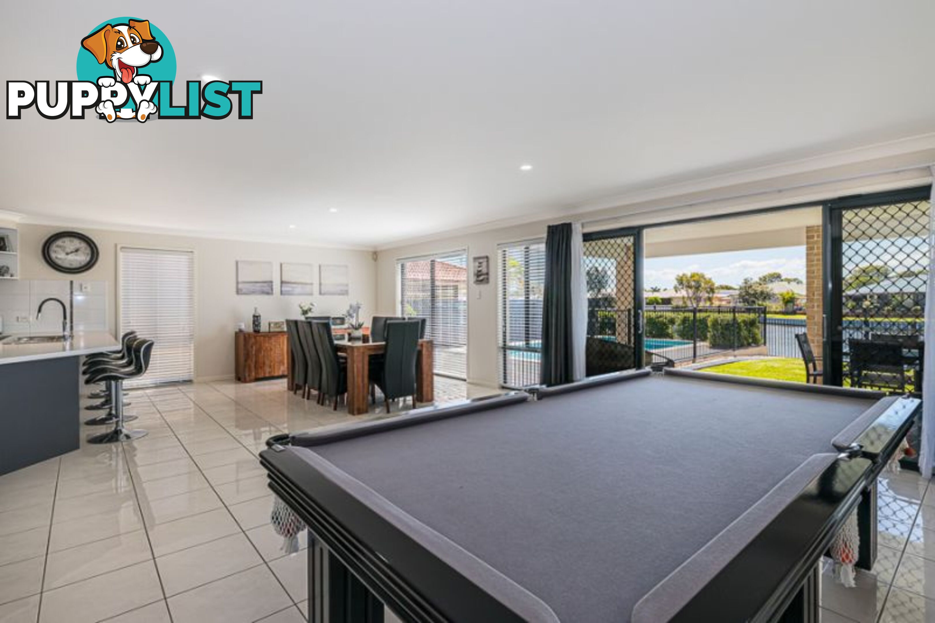 72 Biggs Avenue Beachmere QLD 4510