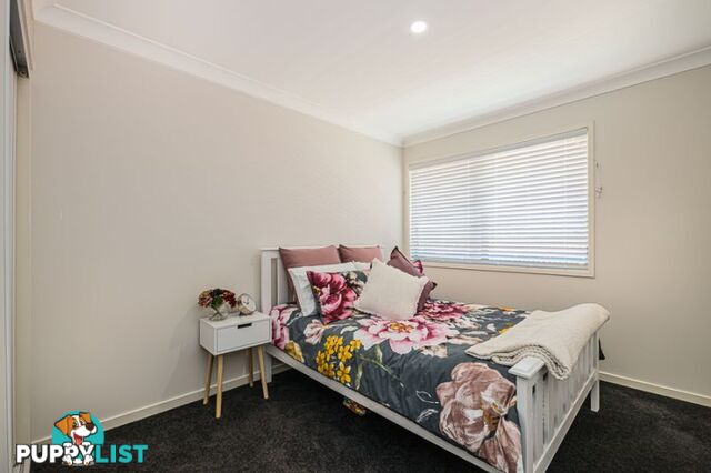 72 Biggs Avenue Beachmere QLD 4510