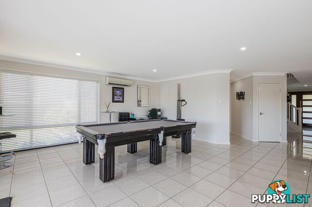 72 Biggs Avenue Beachmere QLD 4510