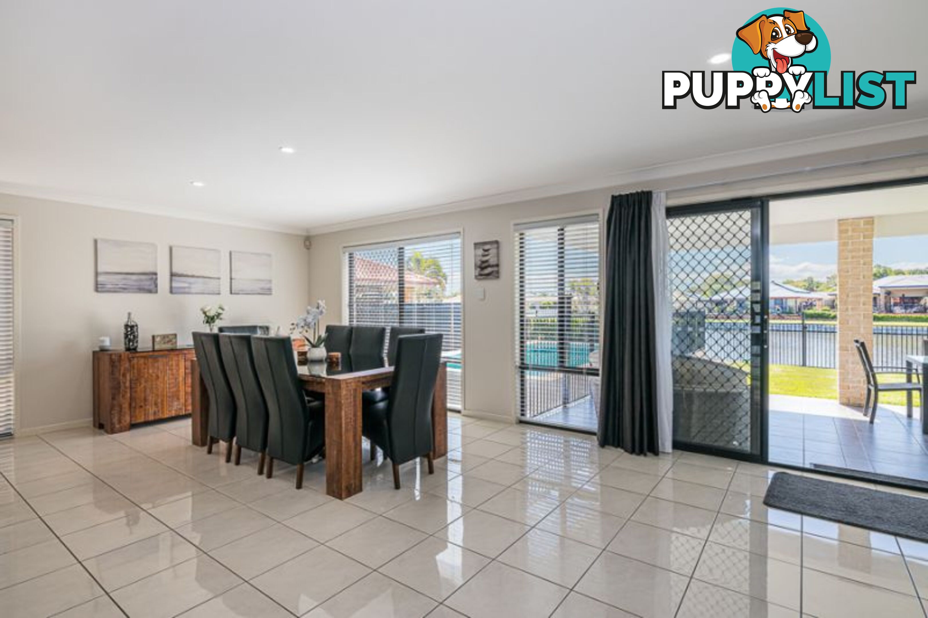 72 Biggs Avenue Beachmere QLD 4510