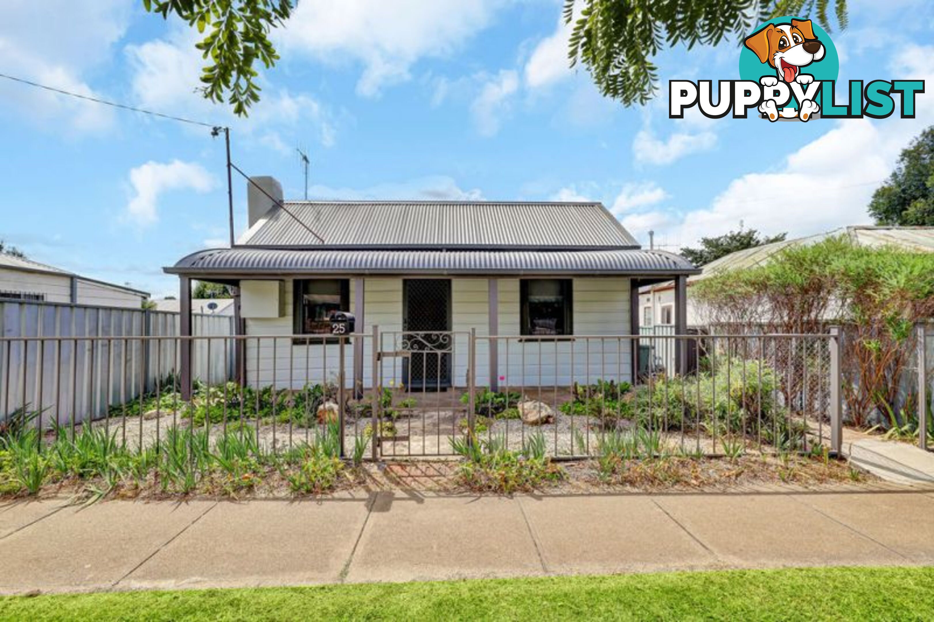 25 Lambert Street Bathurst NSW 2795