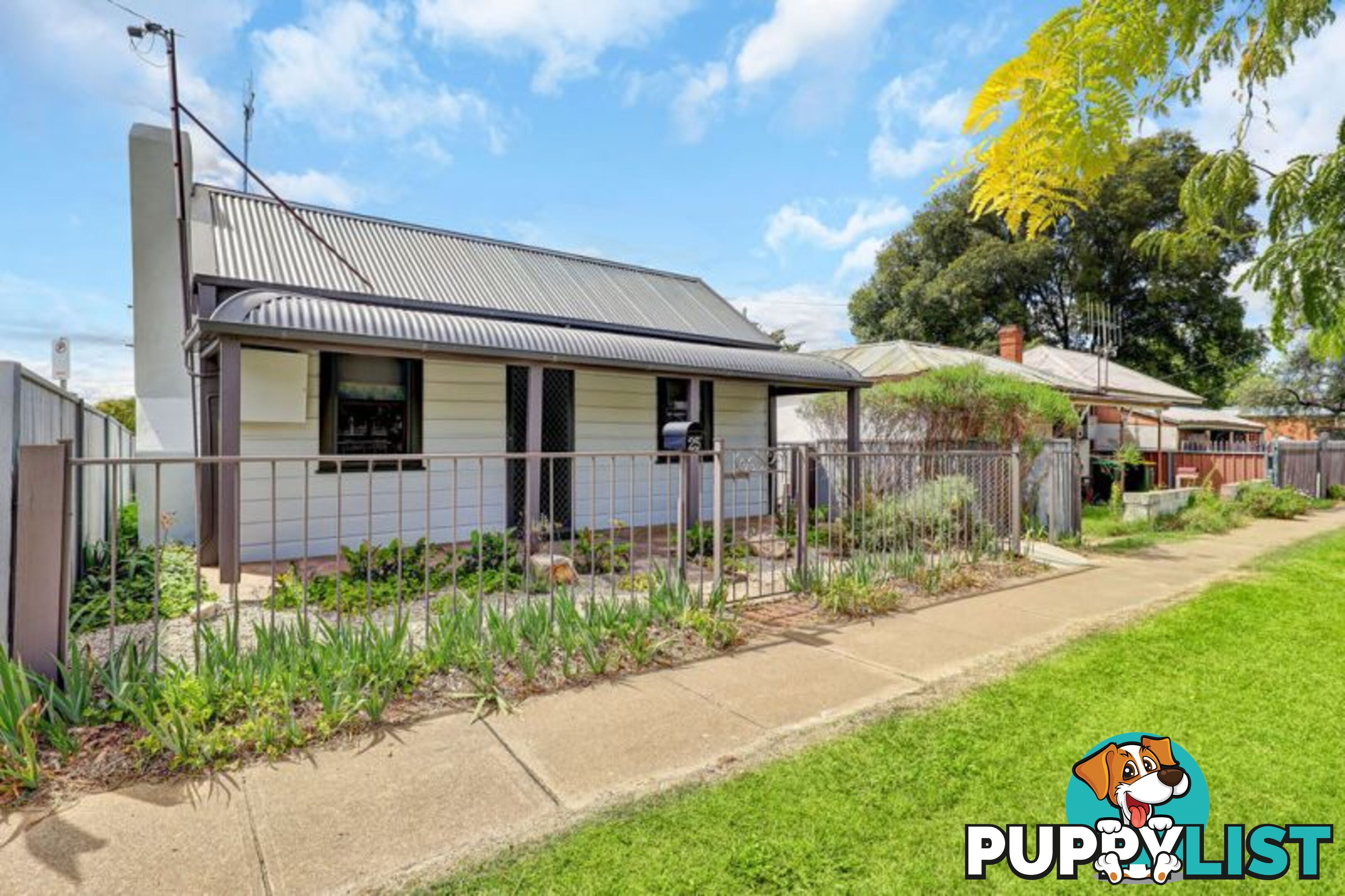 25 Lambert Street Bathurst NSW 2795