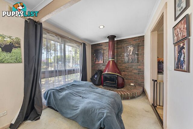 12 Merton Street Altona Meadows VIC 3028