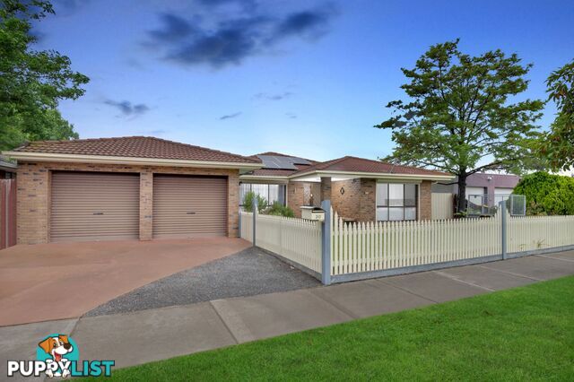 30 Tatman Drive Altona Meadows VIC 3028