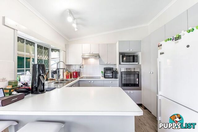 195 1 Diura St Maroochydore QLD 4558