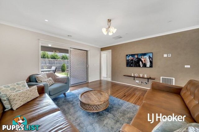 4 Winchcombe Way CRANBOURNE NORTH VIC 3977