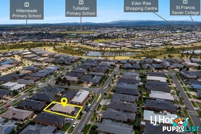 4 Winchcombe Way CRANBOURNE NORTH VIC 3977