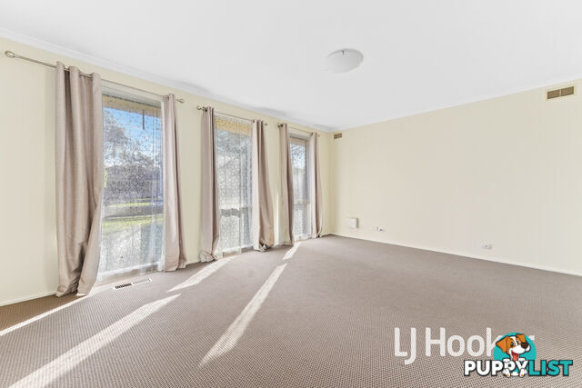 8 Delmont Court CRANBOURNE VIC 3977